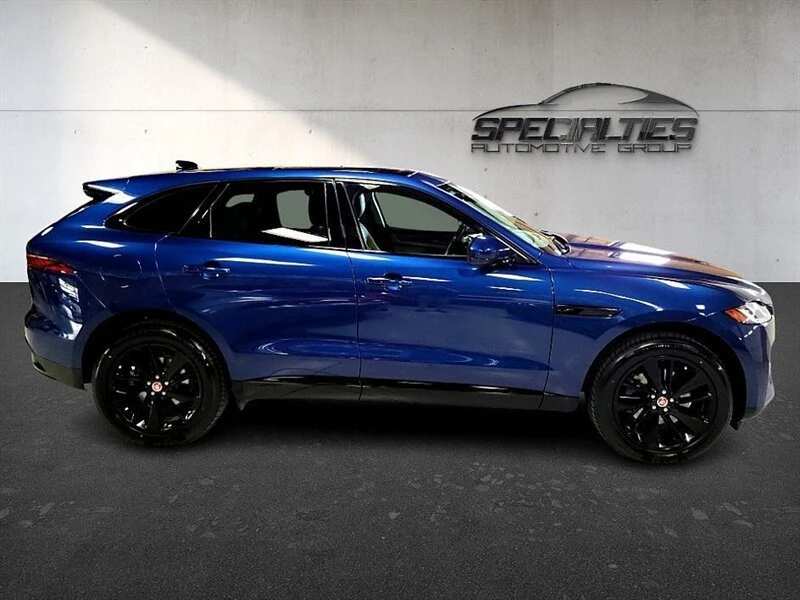 2022 Jaguar F-Pace - Image 11 of 20