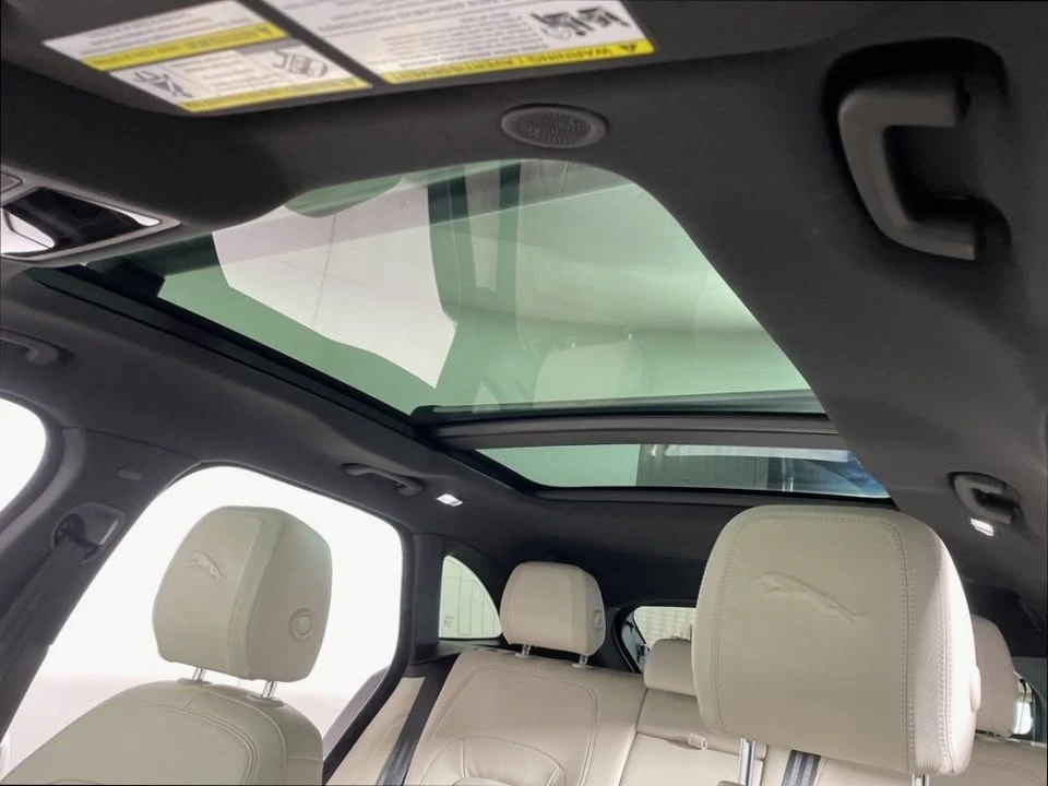 2022 Jaguar F-Pace - Image 16 of 20