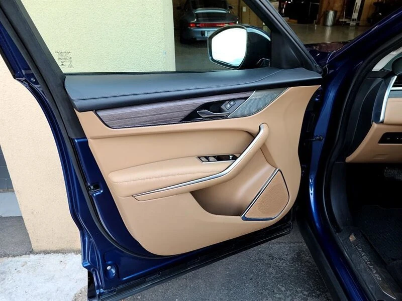 2022 Jaguar F-Pace - Image 18 of 20