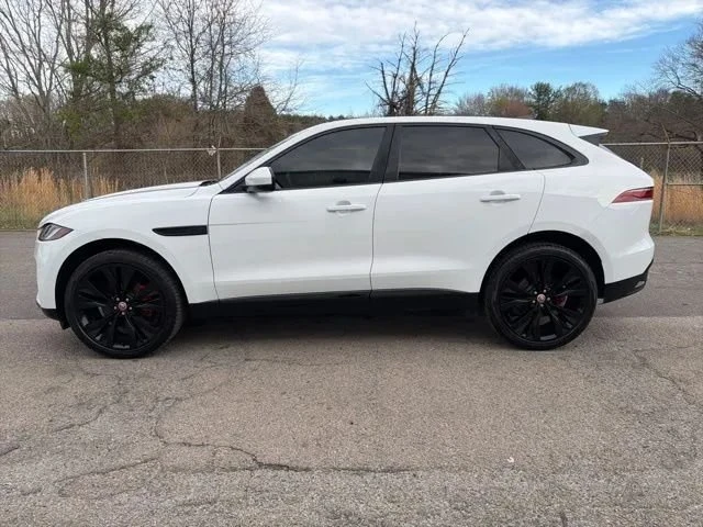 2022 Jaguar F-Pace - Image 2 of 16