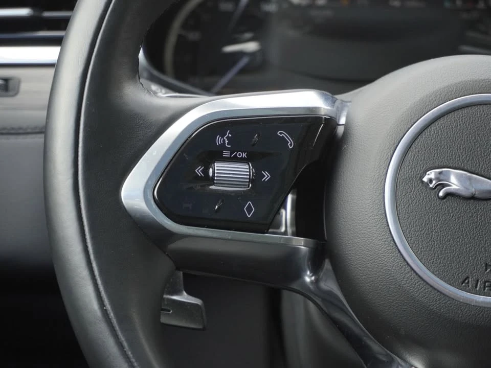2022 Jaguar F-Pace - Image 12 of 20