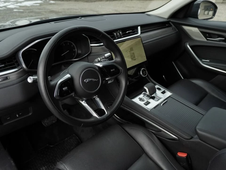 2022 Jaguar F-Pace - Image 2 of 20
