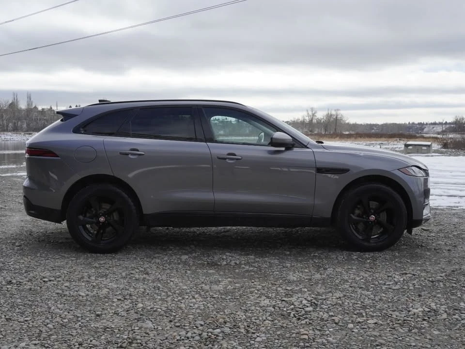 2022 Jaguar F-Pace - Image 7 of 20