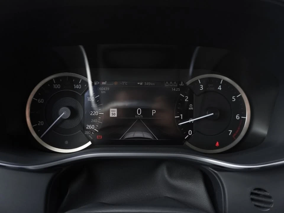 2022 Jaguar F-Pace - Image 16 of 20