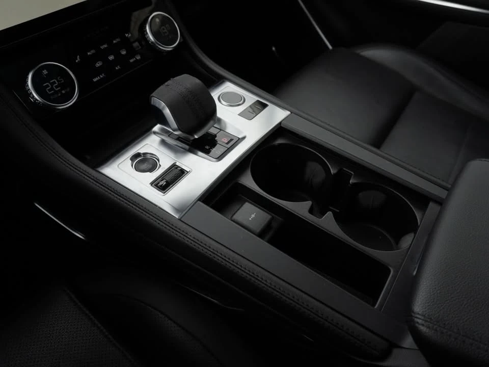 2022 Jaguar F-Pace - Image 20 of 20