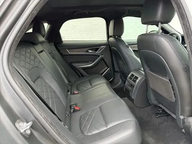 2022 Jaguar F-Pace - Image 10 of 20