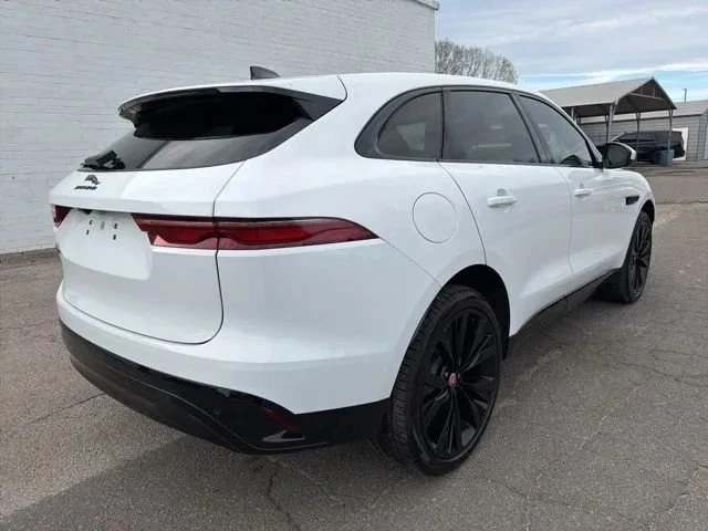 2022 Jaguar F-Pace - Image 2 of 20
