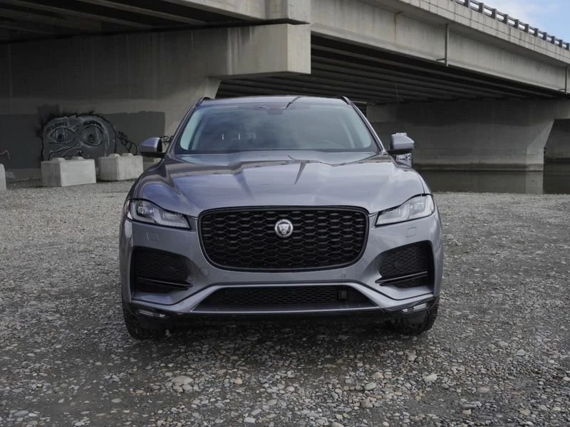 2022 Jaguar F-Pace - Image 2 of 19