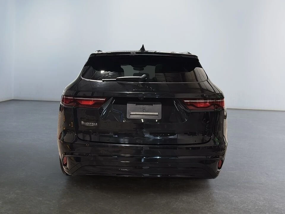 2022 Jaguar F-Pace - Image 6 of 20