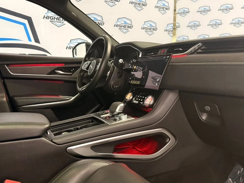 2022 Jaguar F-Pace - Image 17 of 19