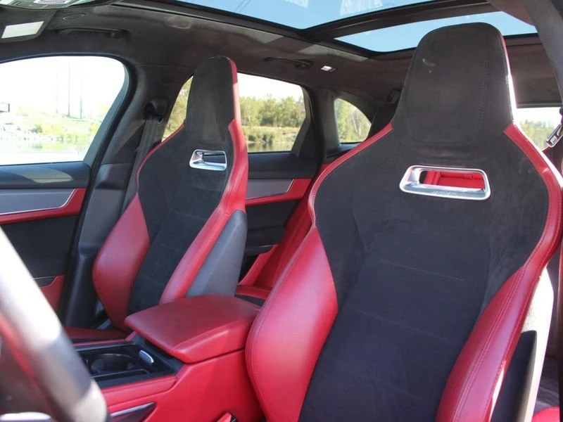2022 Jaguar F-Pace SVR - Image 9 of 20
