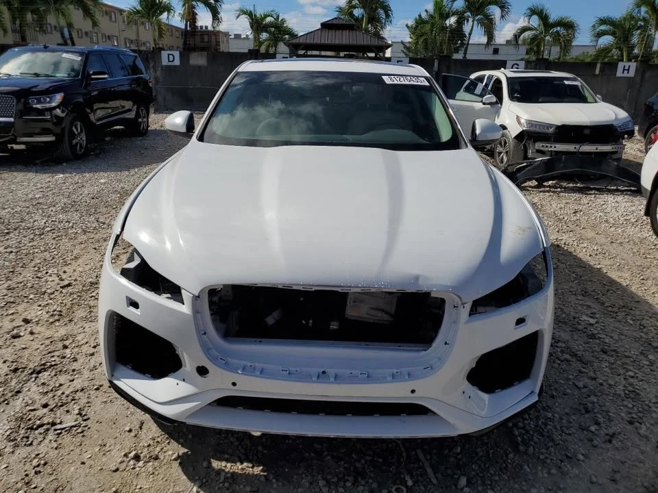 2022 Jaguar F-Pace - Image 5 of 13
