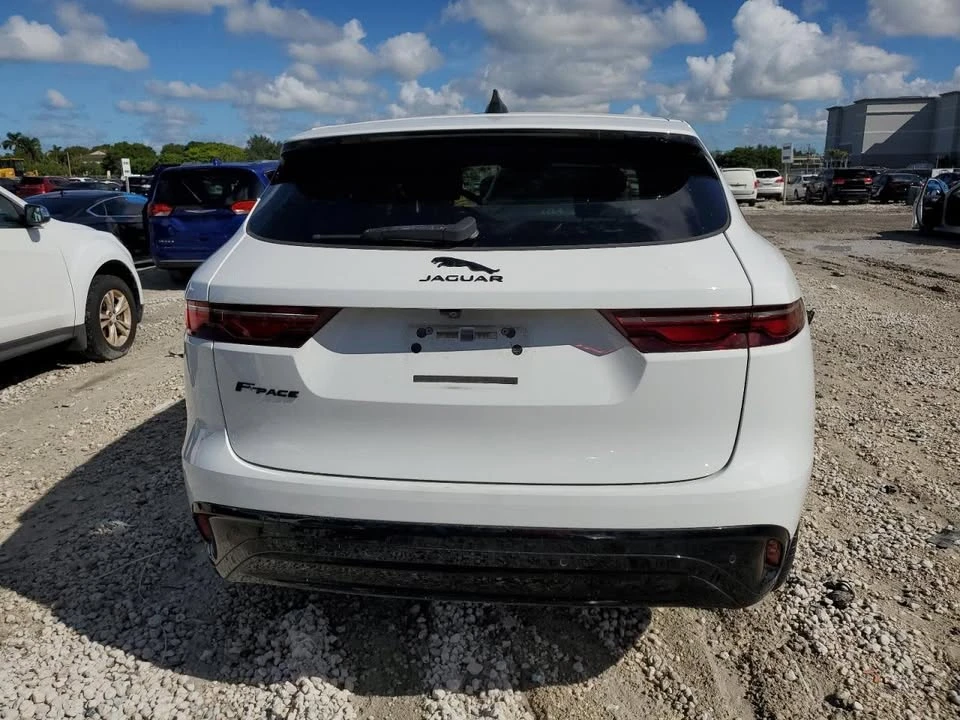 2022 Jaguar F-Pace - Image 6 of 13