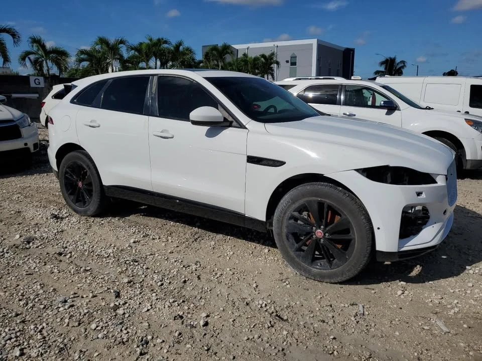2022 Jaguar F-Pace - Image 4 of 13