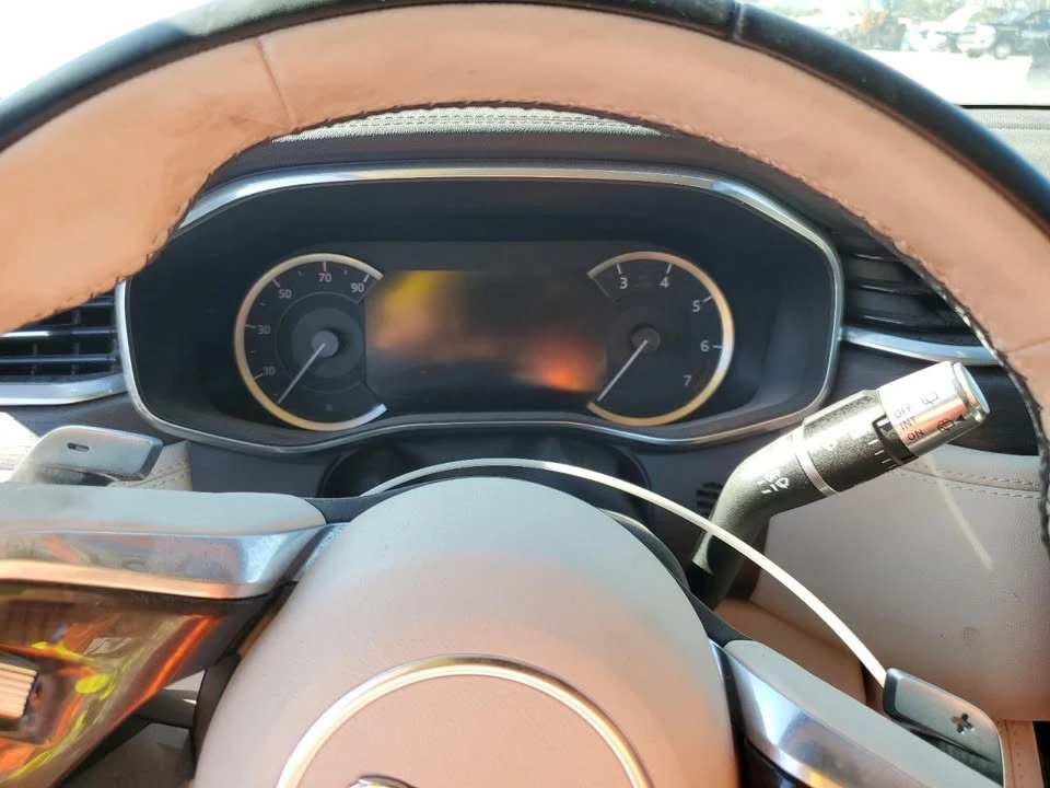 2022 Jaguar F-Pace - Image 9 of 13