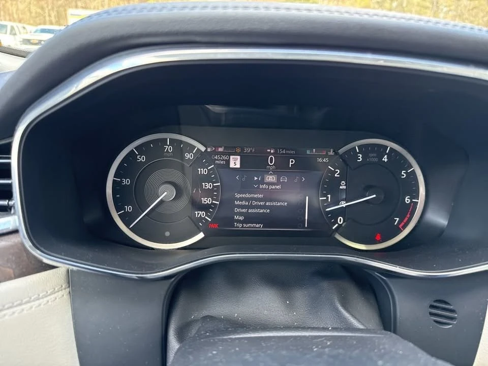 2022 Jaguar F-Pace - Image 5 of 6