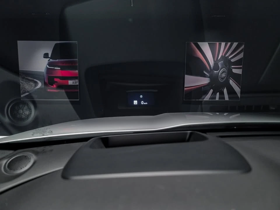 2022 Jaguar F-Pace - Image 10 of 17