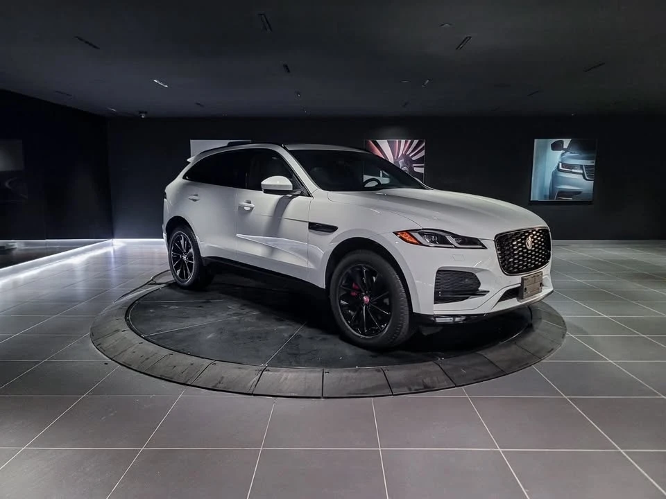2022 Jaguar F-Pace - Image 2 of 17