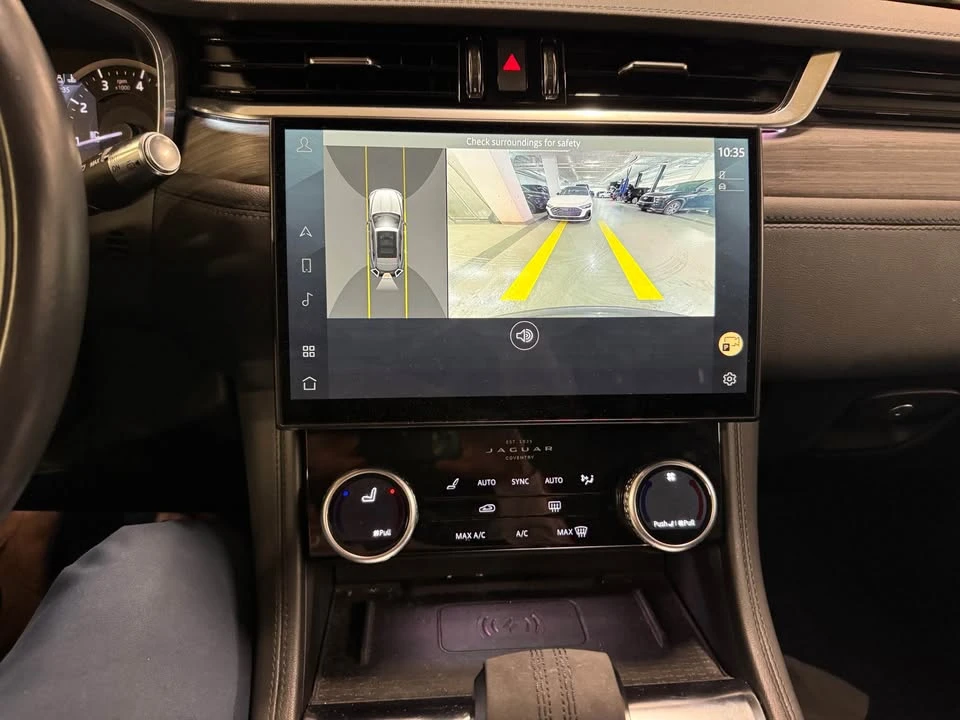 2022 Jaguar F-Pace - Image 14 of 17