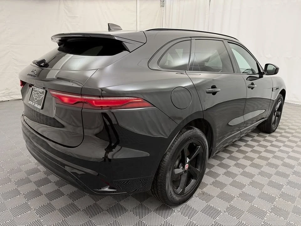2022 Jaguar F-Pace - Image 4 of 19