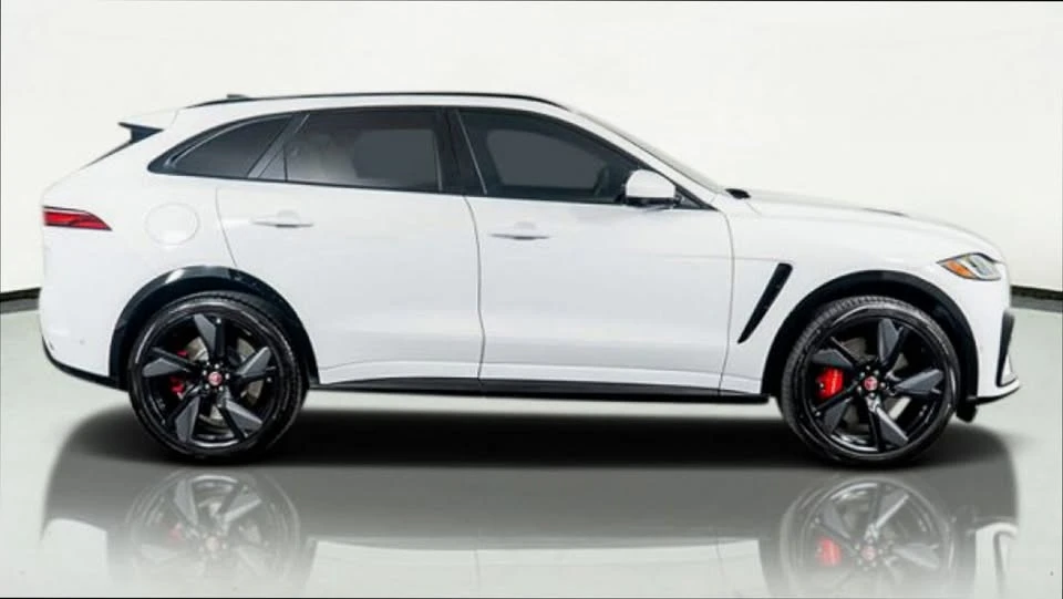 2022 Jaguar F-Pace SVR - Image 4 of 15