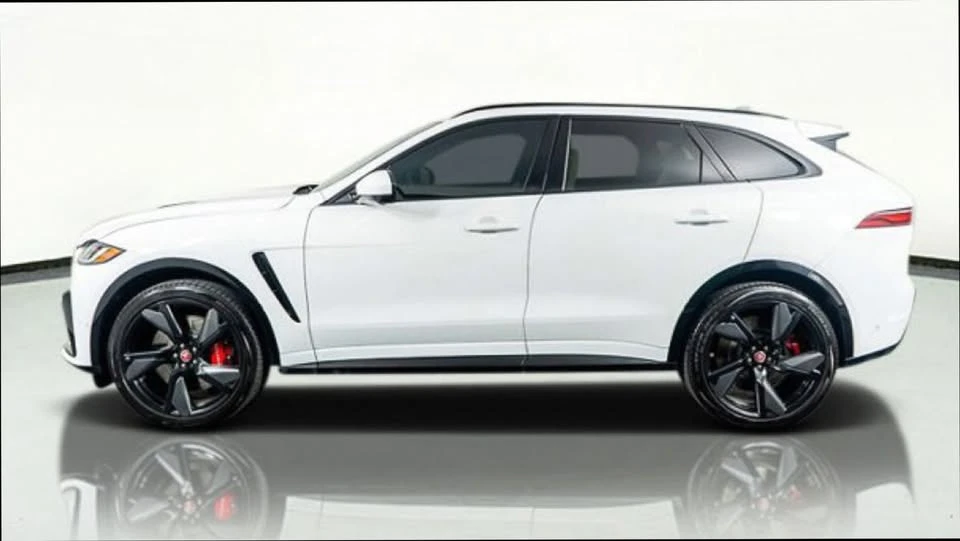 2022 Jaguar F-Pace SVR - Image 12 of 15