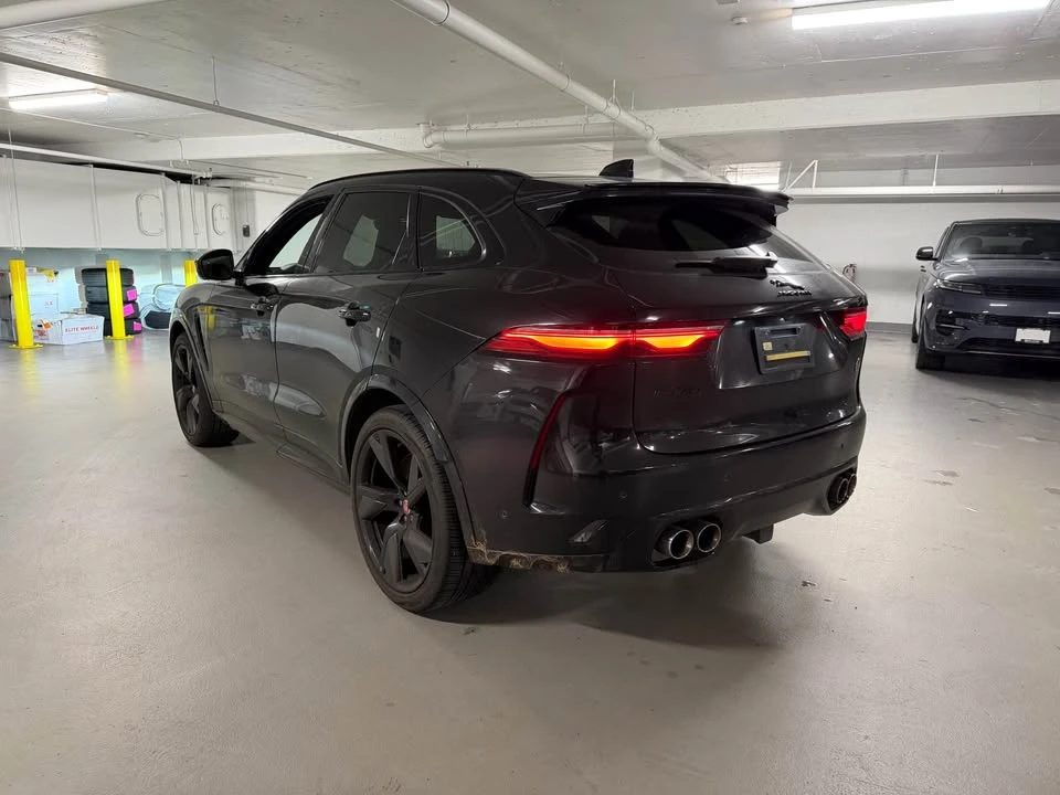 2022 Jaguar F-Pace SVR - Image 3 of 11