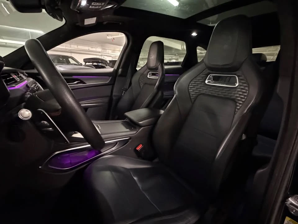 2022 Jaguar F-Pace SVR - Image 5 of 11