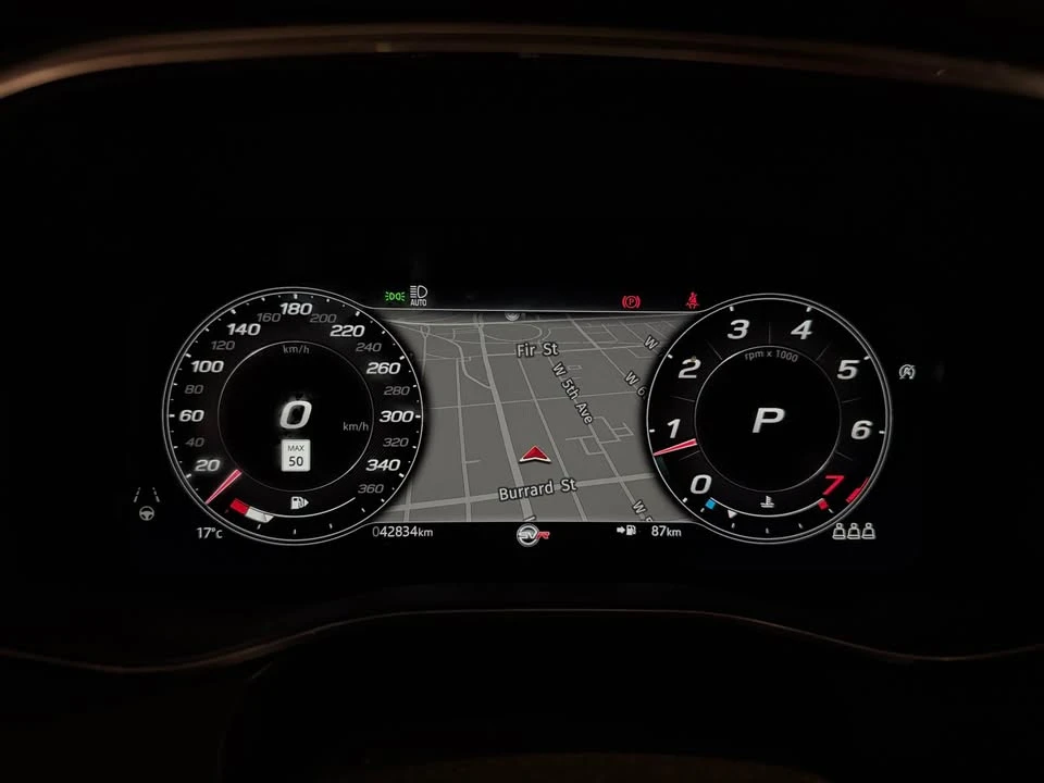 2022 Jaguar F-Pace SVR - Image 12 of 15
