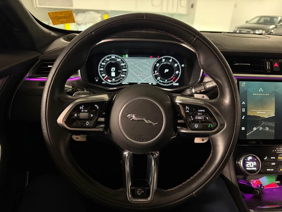 2022 Jaguar F-Pace SVR - Image 11 of 15