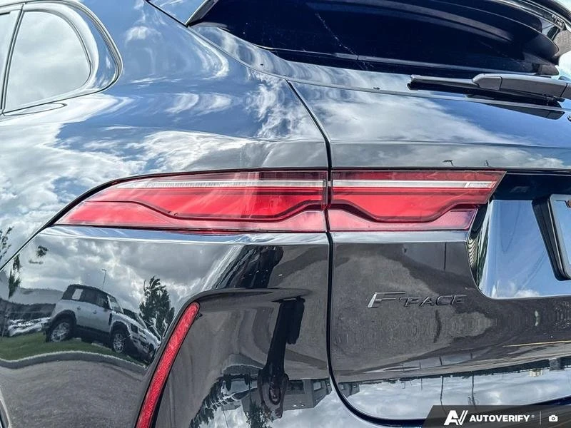 2022 Jaguar F-Pace SVR - Image 9 of 13