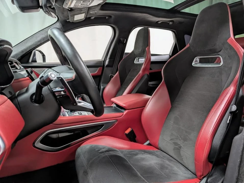 2022 Jaguar F-Pace SVR - Image 15 of 20