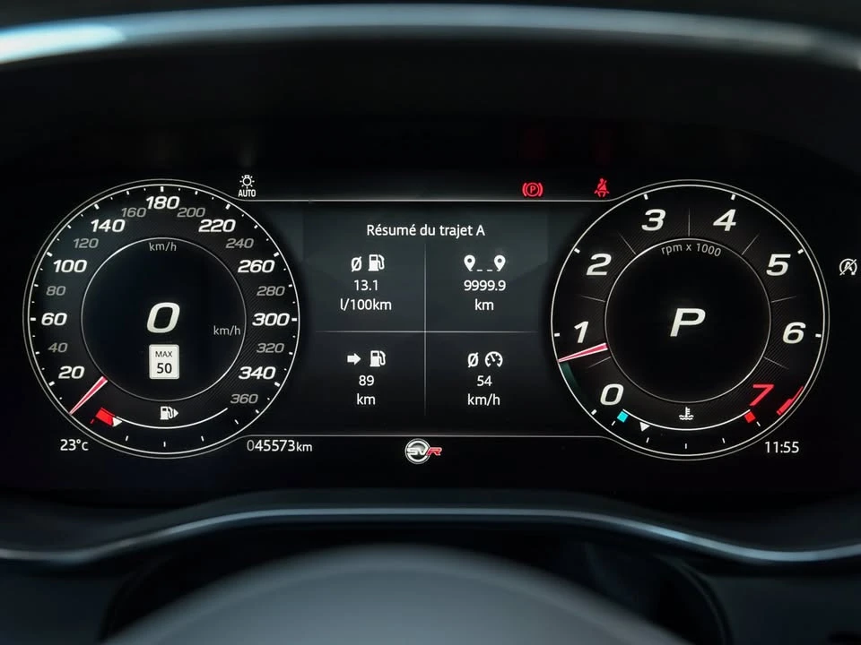 2022 Jaguar F-Pace SVR - Image 14 of 20