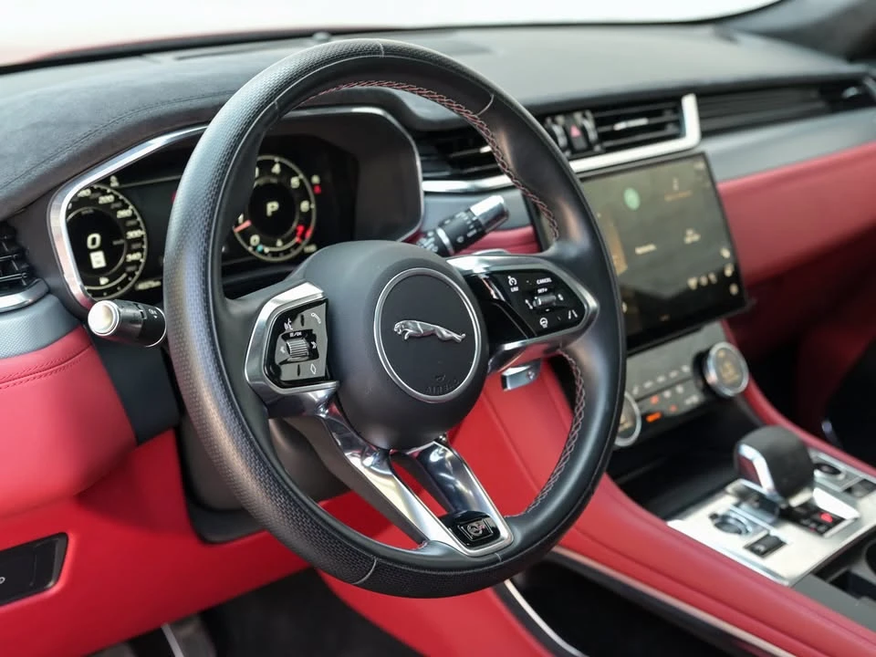2022 Jaguar F-Pace SVR - Image 12 of 20