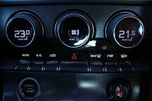 2022 Jaguar F-Type 2nd Gen - Image 12 of 16