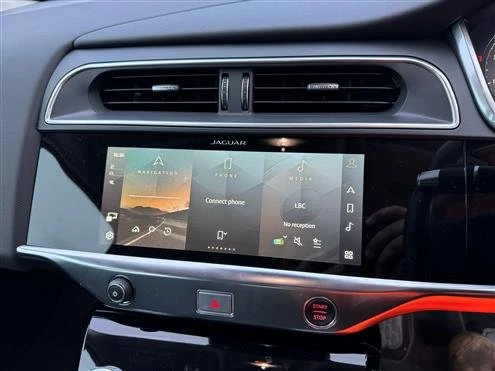 2022 Jaguar I-Pace - Image 18 of 19