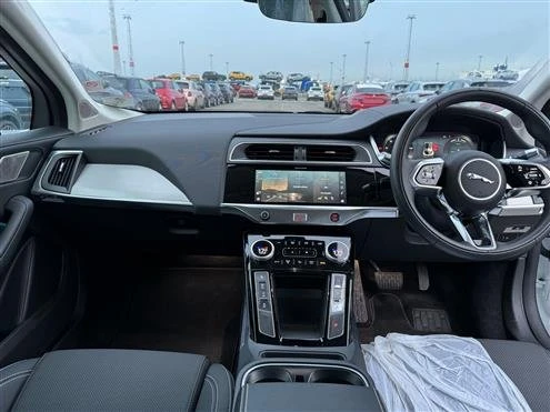 2022 Jaguar I-Pace - Image 9 of 19