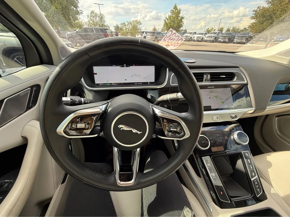 2022 Jaguar I-Pace - Image 10 of 14