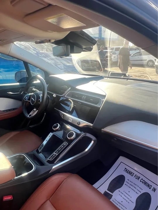 2022 Jaguar I-Pace - Image 6 of 10