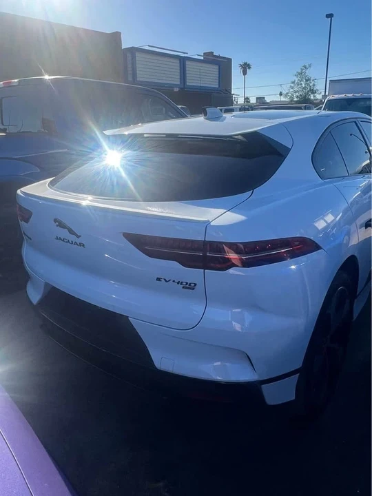 2022 Jaguar I-Pace - Image 10 of 10