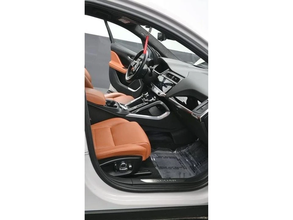 2022 Jaguar I-Pace - Image 9 of 20