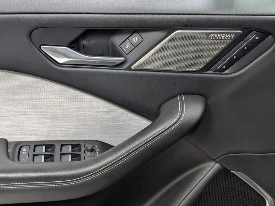 2022 Jaguar I-Pace - Image 14 of 20