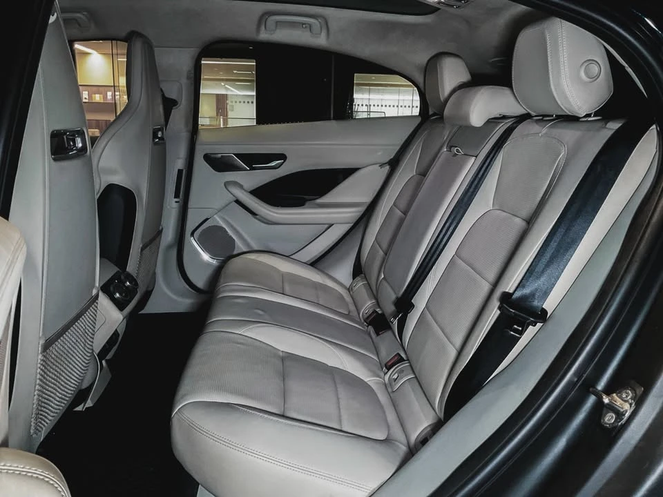 2022 Jaguar I-Pace - Image 18 of 20