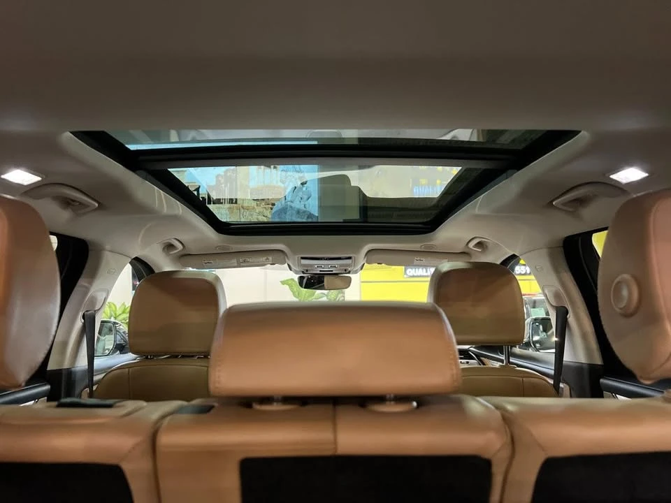 2022 Jaguar F-Pace - Image 14 of 16
