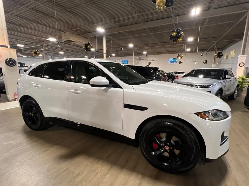 2022 Jaguar F-Pace - Image 5 of 16