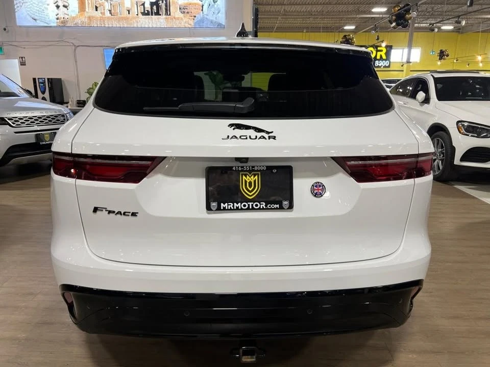 2022 Jaguar F-Pace - Image 3 of 13