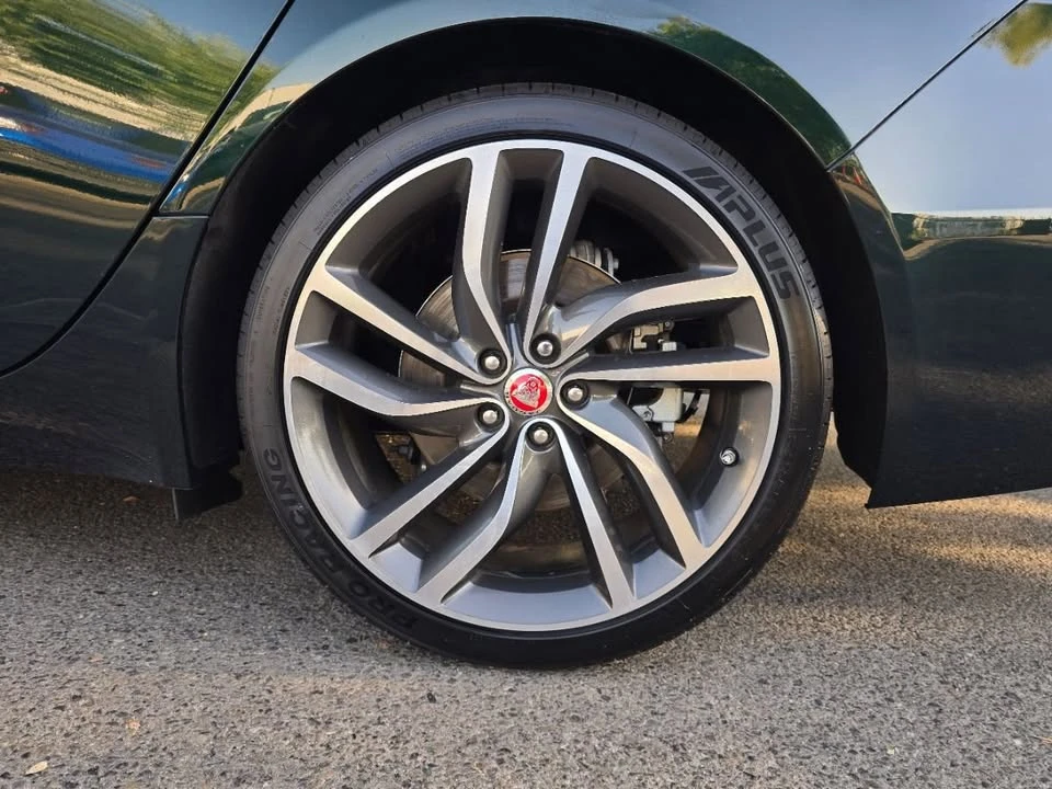 2022 Jaguar X260 XF - Image 17 of 19