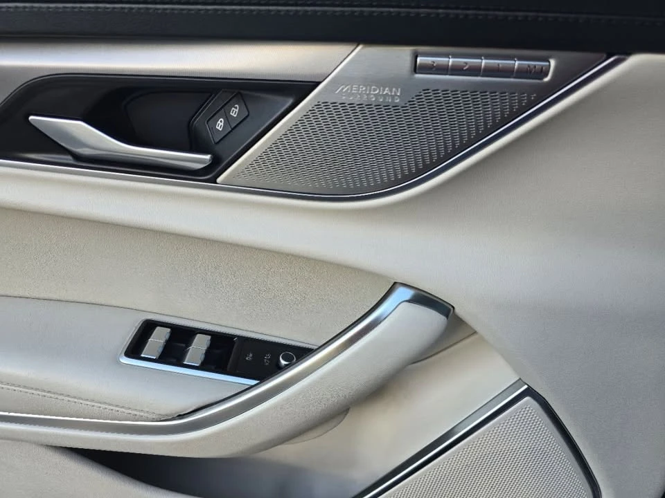2022 Jaguar X260 XF - Image 12 of 19