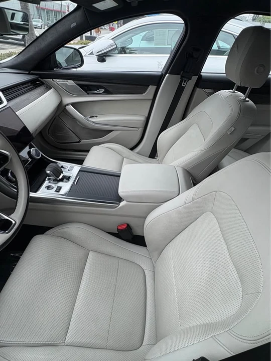 2022 Jaguar X260 XF - Image 4 of 4