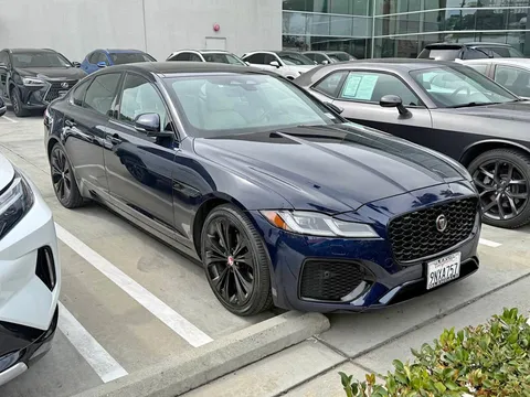 2022 Jaguar XF SE